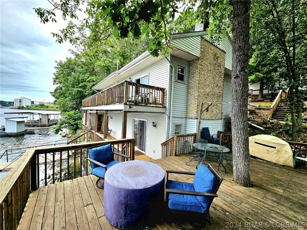 48 Kelly Cir