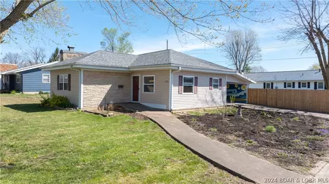 102 Pal Ave, Eldon, MO 65026 photo 1