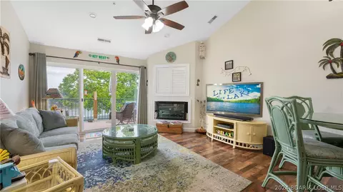 72 Park Pool Dr #4A, Kaiser, MO 65047 photo 1