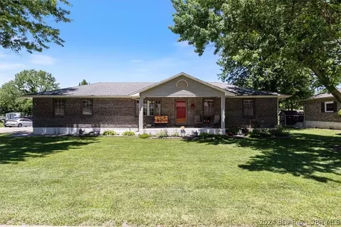 511 Champain St W, Eldon, MO 65026 photo 1