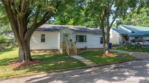 102 Autry St W, Eldon, MO 65026 photo 1