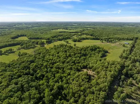 480 County Side Rd, Iberia, MO 65486 photo 1