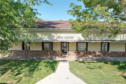 205 Hunter St N, Versailles, MO 65084 photo 1