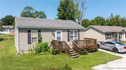 303 N Oak St, Eldon, MO 65026 photo 1