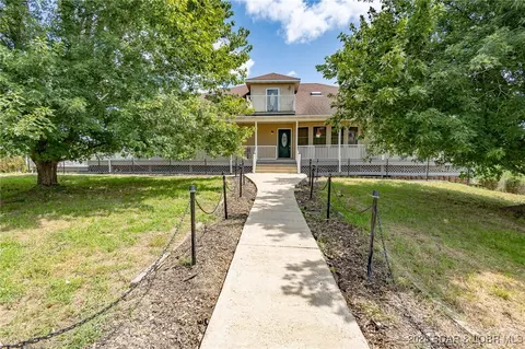 121 Poplar Rd, Eldon, MO 65026 photo 1