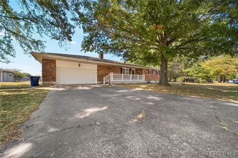 1203 Glen St S, Eldon, MO 65026 photo 1
