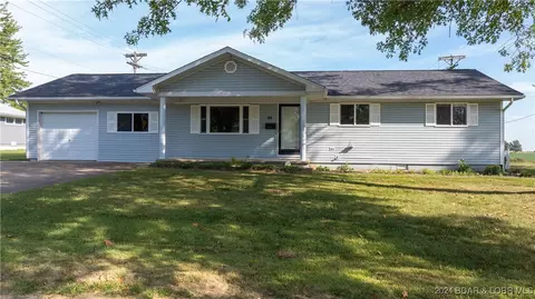 105 Haynes St E, Eldon, MO 65026 photo 1