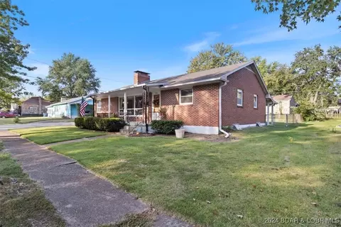 501 Maple St N, Eldon, MO 65026 photo 1