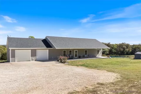 102 Greystone Rd, Eldon, MO 65026 photo 1