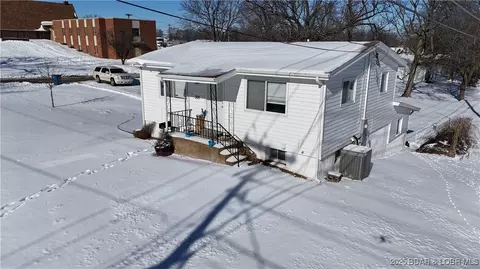 301 Fairview Ave, Eldon, MO 65026 photo 1