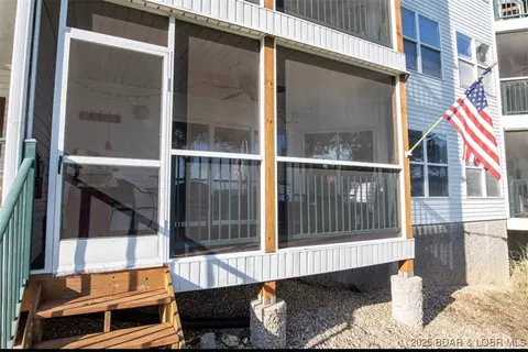 54 Park Pool Dr #1C, Kaiser, MO 65047 photo 1