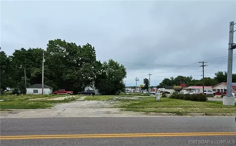 314 Grand St S, Eldon, MO 65026 photo 1