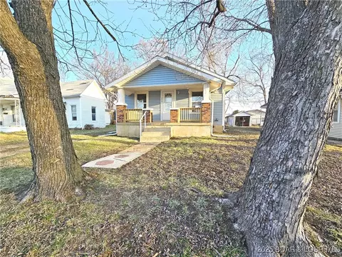 209 3rd St, Eldon, MO 65026 photo 1