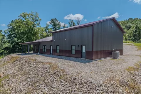 Exterior - 26450 Eaglepoint Road Apt Rd #(70' LAKEFRONT), Barnett, MO 65011 photo 5 of 7