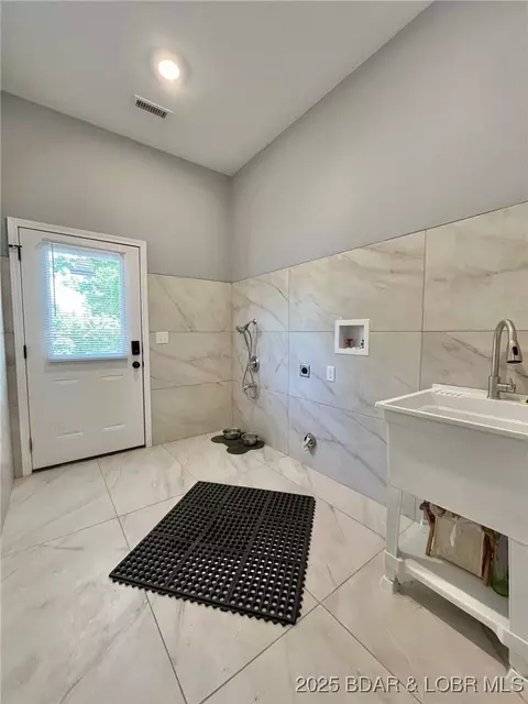Other - 26450 Eaglepoint Road Apt Rd #(70' LAKEFRONT), Barnett, MO 65011 photo 3 of 12