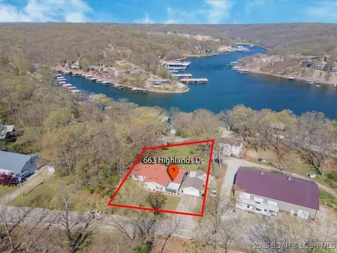 663 Highlands Dr, Camdenton, MO 65020 photo 1