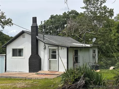 1393 Sagrada Dr, Edwards, MO 65326 photo 1