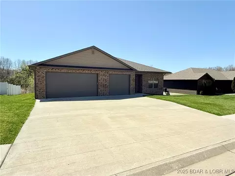 245 Davis Dr, Holts Summit, MO 65043 photo 1