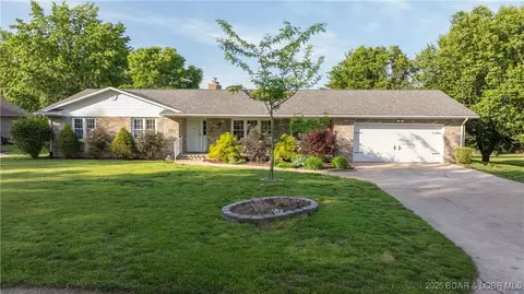 907 Sunnyview Cir, Eldon, MO 65026 photo 1