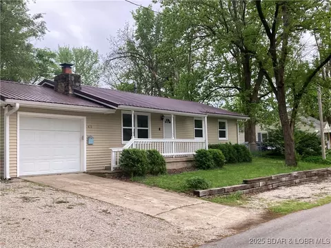 412 Jefferson St, Versailles, MO 65084 photo 1