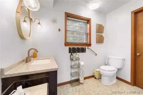 Bath - 805 Robin Hood Ln, Roach, MO 65787 photo 1 of 2