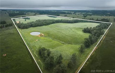 2 Farm Road 1200, Out Of Area Lobr, MO 65633