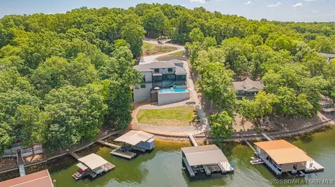 481 Comanche Rd, Lake Ozark, MO 65049 photo 1