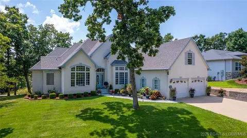 67 Windjammer Estates Dr, Lake Ozark, MO 65049