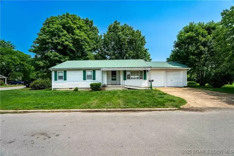 521 W 6th St, Eldon, MO 65026 photo 1