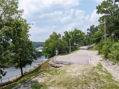Exterior - 712 Passover Rd, Osage Beach, MO 65065 photo 7 of 13