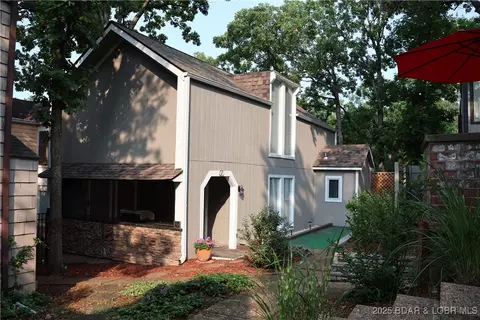 37 Cutter Pl #D, Osage Beach, MO 65065 photo 1