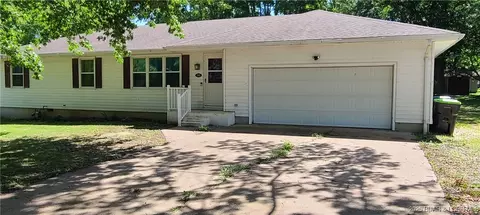 508 Hunter St N, Versailles, MO 65084 photo 1
