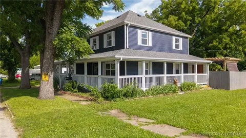 121 W 9th St, Eldon, MO 65026 photo 1
