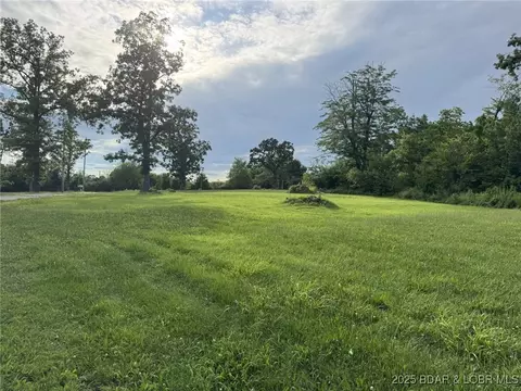 2920 S Jefferson Ave, Lebanon, MO 65536