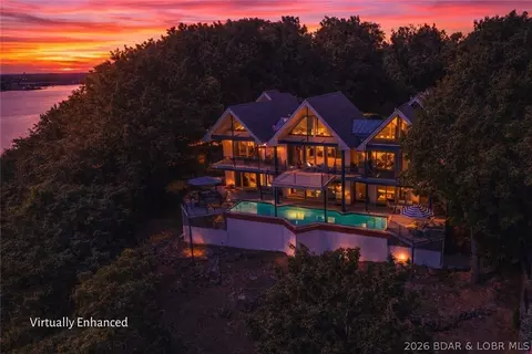 820 Cedar Crest Dr, Lake Ozark, MO 65049