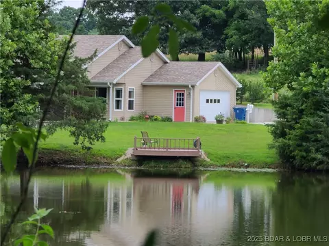 10 Hidden Oaks Rd, Eldon, MO 65026