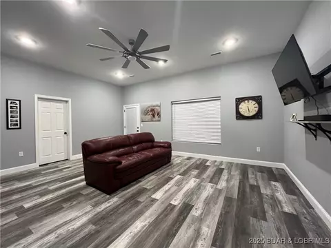 26450 Eaglepoint Road Apt Rd #(INDIAN CREEK COVE), Barnett, MO 65011 photo 7