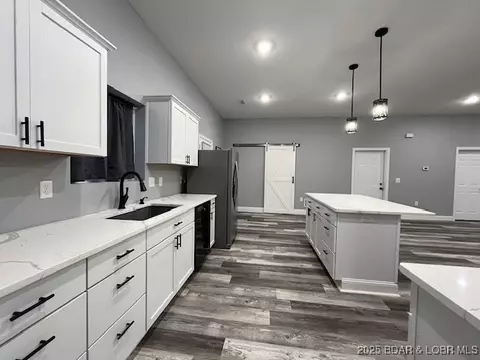 26450 Eaglepoint Road Apt Rd #(INDIAN CREEK COVE), Barnett, MO 65011 photo 39