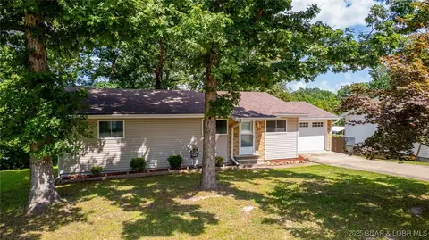 204 Wilmore Rd, Lake Ozark, MO 65049