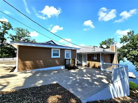 31092 Memory Ln, Rocky Mount, MO 65072 photo 1