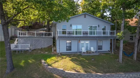1368 Hickory Ln, Osage Beach, MO 65065