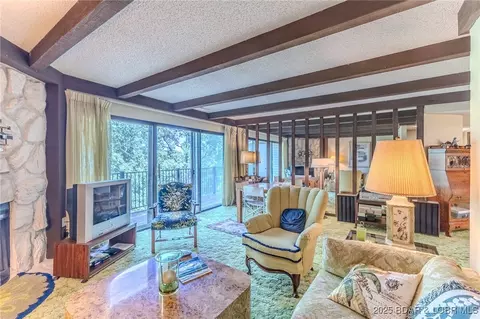 92 Waters Edge Ct 3b #15-3B, Lake Ozark, MO 65049