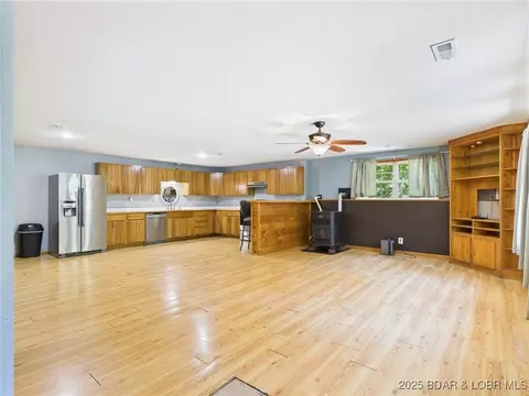 29335 Silver Moon Resort Rd, Gravois Mills, MO 65037
