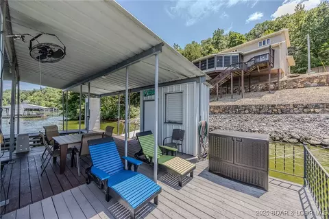 27 W Shores Dr, Camdenton, MO 65020