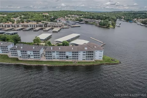 468 Regatta Bay Dr #1C, Lake Ozark, MO 65049