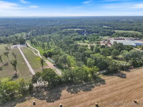 000 Old Tuscumbia Rd, Eldon, MO 65026
