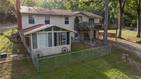 2443 Mohawk Ln, Osage Beach, MO 65065 photo 1