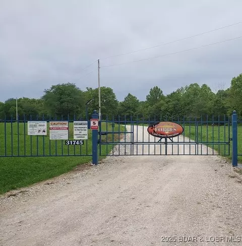bowden place, Edwards, MO 65326 photo 8