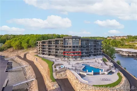 182 Havens Place Dr #2D, Lake Ozark, MO 65049