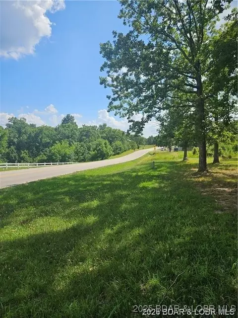 Hwy O, Gravois Mills, MO 65037